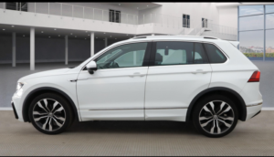 2018 Volkswagen Tiguan 2.0 Tdi R-Line DSG 4 Motion in White — image 6