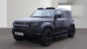 2021 Land Rover Defender 110 3.0 D250 Mhev Se SUV 5dr Diesel Auto 4WD Euro 6 (s/s) (250 Ps) in Black — image 4