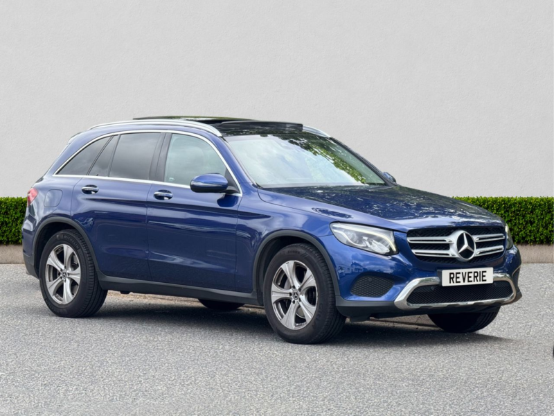 2019 Mercedes-Benz Glc 2.1 Glc220d Sport (premium Plus) SUV 5dr Diesel G-Tronic+ 4matic Euro 6 (s/s) (170 Ps) in Blue — image 1