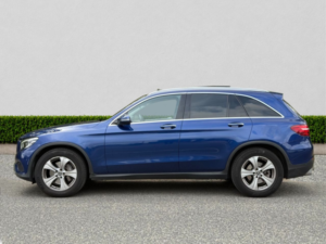 2019 Mercedes-Benz Glc 2.1 Glc220d Sport (premium Plus) SUV 5dr Diesel G-Tronic+ 4matic Euro 6 (s/s) (170 Ps) in Blue — image 4