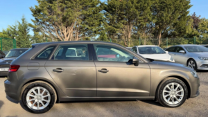 2014 Audi A3 1.6 Tdi Se Sportback Euro 5 (s/s) 5dr in Grey — image 6