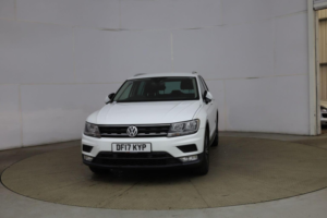 2017 Volkswagen Tiguan 2.0 Tdi Bluemotion Tech Se Navigation Euro 6 (s/s) 5dr in White — image 2