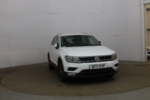 2017 Volkswagen Tiguan 2.0 Tdi Bluemotion Tech Se Navigation Euro 6 (s/s) 5dr in White — image 3