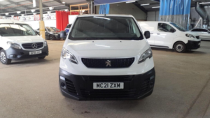 2021 Peugeot Expert 1.5 Bluehdi 1000 Professional Standard Panel Van Mwb Euro 6 (s/s) 6dr in White — image 6