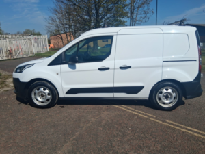 2021 Ford Transit Connect 1.5 200 Ecoblue Leader Panel Van 5dr Diesel Manual L1 Euro 6 (s/s) (75 Ps) in White — image 2