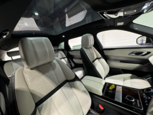 2017 Land Rover Range Rover Velar 2.0 D240 R-Dynamic Hse Auto 4WD Euro 6 (s/s) 5dr in White — image 6