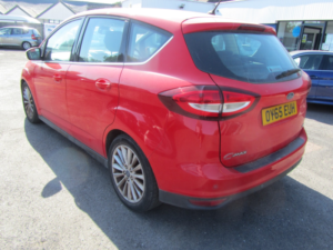 2015 Ford C-Max 1.0 T Ecoboost Titanium in Red — image 5