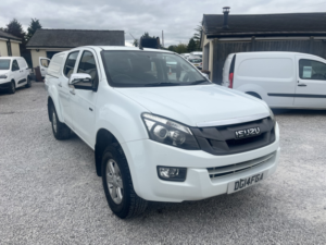 2014 Isuzu D-Max 2.5 Td Eiger in White — image 2