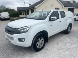 2014 Isuzu D-Max 2.5 Td Eiger in White — image 6