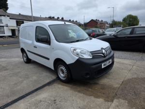 2021 Renault Kangoo 1.5 Ml19 Energy Dci 80 Business My19 in White — image 2