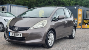 2011 Honda Jazz 1.4 I-Vtec Es CVT Euro 5 5dr in Brown — image 3