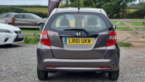 2011 Honda Jazz 1.4 I-Vtec Es CVT Euro 5 5dr in Brown — image 5