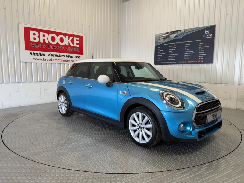 2019 MINI Hatch 2.0 Cooper S Classic Euro 6 (s/s) 5dr in Blue — image 1