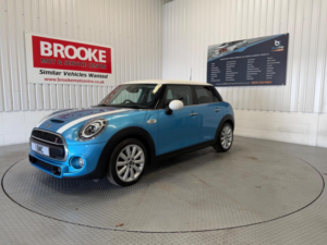 2019 MINI Hatch 2.0 Cooper S Classic Euro 6 (s/s) 5dr in Blue — image 3