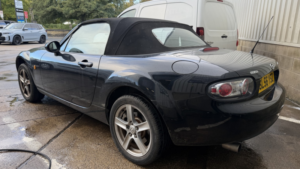 2006 Mazda Mx-5 1.8i Convertible 2dr 12 Months Mot+11 Services+leather in Black — image 3