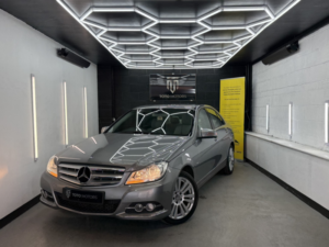 2011 Mercedes-Benz C Class 1.8 C180 Blueefficiency Elegance Edition 125 in Silver — image 3
