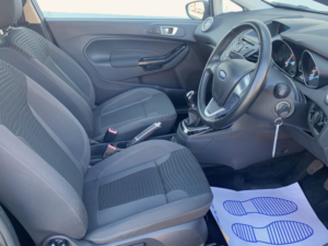 2015 Ford Fiesta 1.2 Zetec 3-Door in Grey — image 5