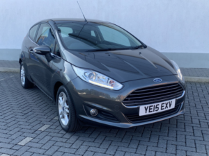 2015 Ford Fiesta 1.2 Zetec 3-Door in Grey — image 6