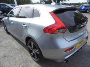 2017 Volvo V40 2.0 D3 R-Design Pro Euro 6 (s/s) 5dr in Silver — image 2