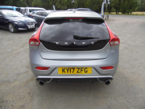 2017 Volvo V40 2.0 D3 R-Design Pro Euro 6 (s/s) 5dr in Silver — image 3