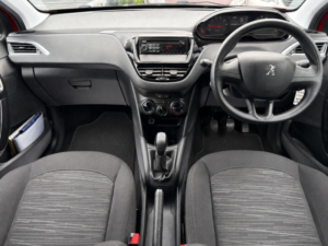 2012 Peugeot 208 1.2 Vti Access+ Euro 5 5dr in Red — image 3