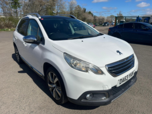 2013 Peugeot 2008 1.6 E-Hdi Feline in White — image 2