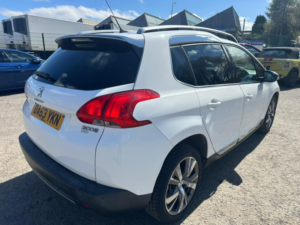 2013 Peugeot 2008 1.6 E-Hdi Feline in White — image 6