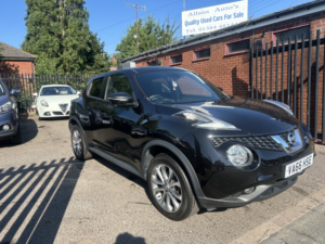 2016 Nissan Juke 1.5 Dci Tekna in Black — image 4
