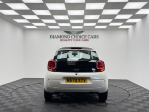 2020 Citroen C1 1.0 Vti Feel in White — image 5
