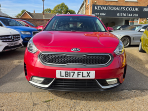 2017 Kia Niro 1.6h Gdi 2 SUV 5dr Petrol Hybrid Dct Euro 6 (s/s) (139 Bhp) in Red — image 5