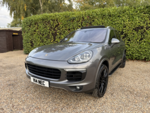 2015 Porsche Cayenne 4.2 Td V8 S in Grey — image 5