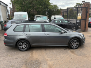 2017 Volkswagen Golf 1.6 Tdi Se Nav Estate 5dr Diesel Manual Euro 6 (s/s) (115 Ps) in Grey — image 2
