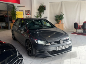 2017 Volkswagen Golf 2.0 Tdi Gtd in Grey — image 2