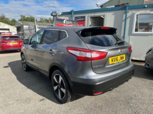 2016 Nissan Qashqai 1.5 Dci N-Tec 2WD Euro 6 (s/s) 5dr in Grey — image 4