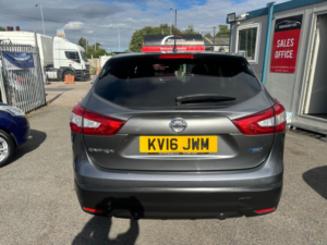 2016 Nissan Qashqai 1.5 Dci N-Tec 2WD Euro 6 (s/s) 5dr in Grey — image 5