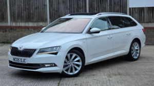 2015 Skoda Superb 2.0 Tsi Laurin & Klement DSG Euro 6 (s/s) 5dr in White — image 2