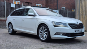 2015 Skoda Superb 2.0 Tsi Laurin & Klement DSG Euro 6 (s/s) 5dr in White — image 4
