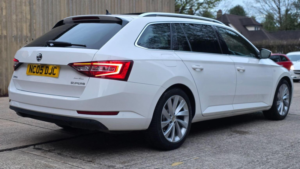 2015 Skoda Superb 2.0 Tsi Laurin & Klement DSG Euro 6 (s/s) 5dr in White — image 6