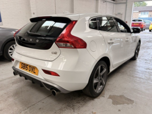 2015 Volvo V40 1.6 R-Design D2 (115hp) in White — image 4