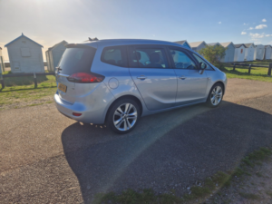 2014 Vauxhall Zafira Tourer 1.4 I Turbo Sri in Silver — image 4
