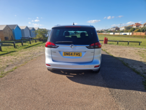 2014 Vauxhall Zafira Tourer 1.4 I Turbo Sri in Silver — image 5
