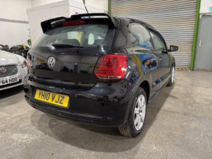 2010 Volkswagen Polo 1.2 Se in Black — image 5