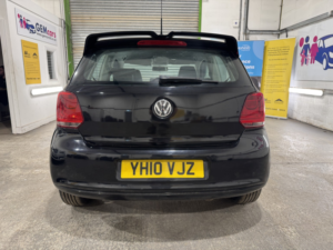 2010 Volkswagen Polo 1.2 Se in Black — image 6