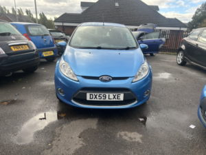 2010 Ford Fiesta 1.4 Zetec in Blue — image 2