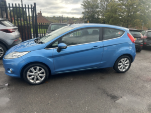 2010 Ford Fiesta 1.4 Zetec in Blue — image 6