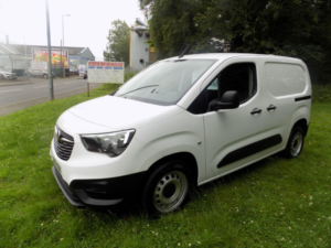 2021 Vauxhall Combo 1.5 Turbo D 2300 Dynamic L1 H1 Euro 6 4dr in White — image 6