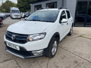 2017 Dacia Sandero Stepway 1.5 Stepway Laureate Dci 90 in White — image 2