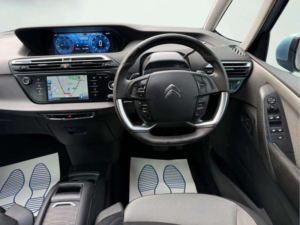 2015 Citroen Grand C4 Picasso 1.6 E-Hdi Exclusive Etg6 Euro 5 (s/s) 5dr in Blue — image 4