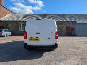 2021 Citroen Dispatch 1.5 Bluehdi 1200 Enterprise Xl Fwd 3 Euro 6 (s/s) 6dr in White — image 6