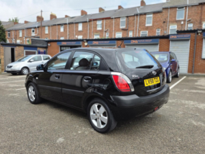 2008 Kia Rio 1.4 3 in Black — image 4